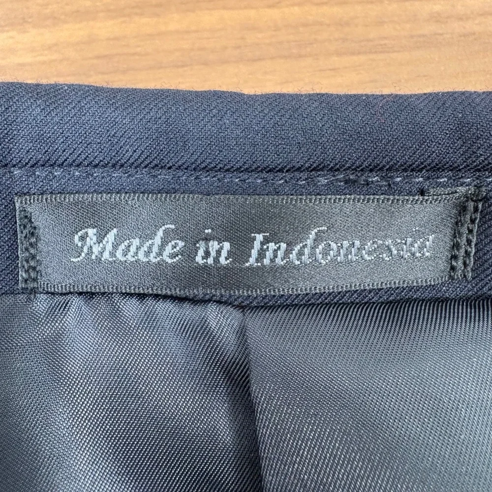Michael Kors Blazer 48R Navy Blue Wool Crest Button Classic Old Money Ivy League